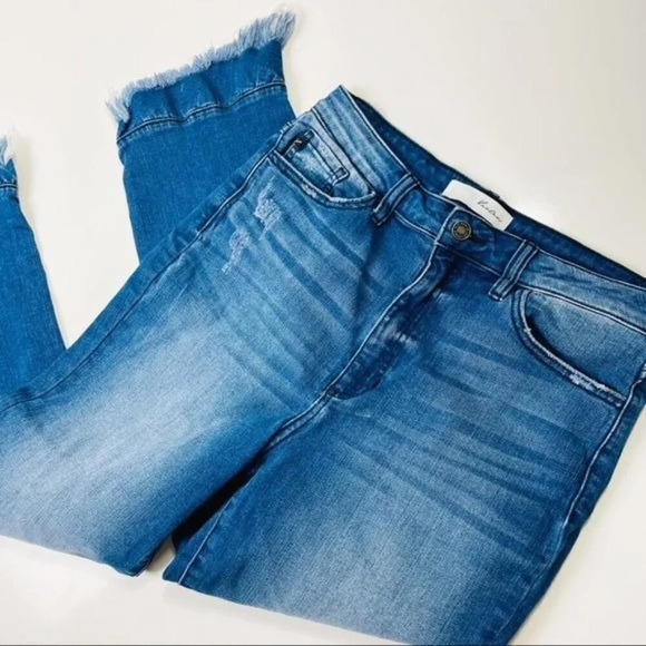 KANCAN Iverson Ultra High Rise Cropped Slim Straight Jeans Size‎ 29 - Picture 5 of 10